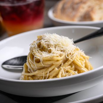 Sophia's Kitchen signature dishes Cacio e PepeDiavoloMeatballs